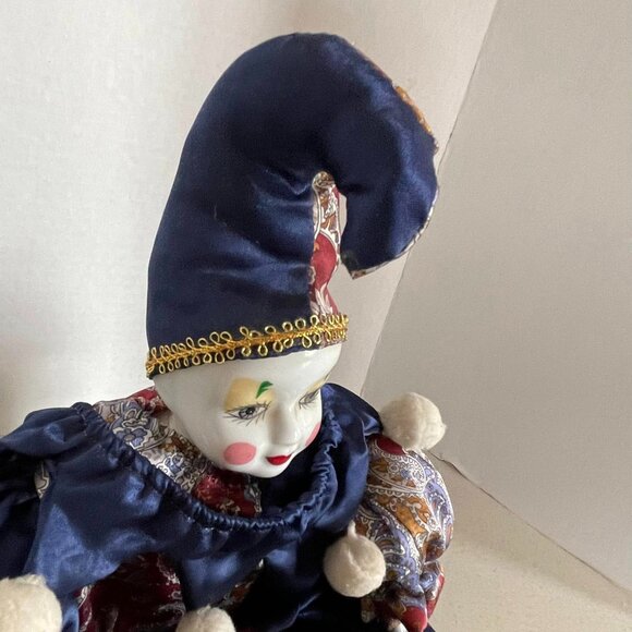 VTG Y2K Porcelain Pierrot Jester Shelf Sitter Mardi Gras Doll - Picture 6 of 12
